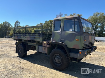 2003 Stewart & Stevenson M1078A1 LMTV 4x4 Cargo Truck