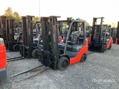 2014 Toyota 8FGCU30 5250 lb Cushion Tire Forklift