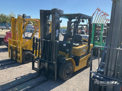 2016 Yale GLP050VXNDAE086 4800 lb Pneumatic Tire Carretilla Elevadora