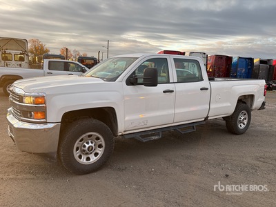 2018 Chevrolet Silverado 3500HD 4x4 Crew Cab Pickup