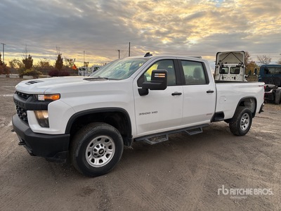 2021 Chevrolet Silverado 3500HD 4x4 Crew Cab Pickup
