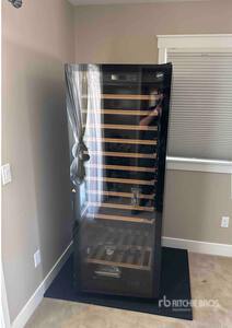 EuroCave Pure L Wine Cellar Right Hinge - Full Glass Door Divers