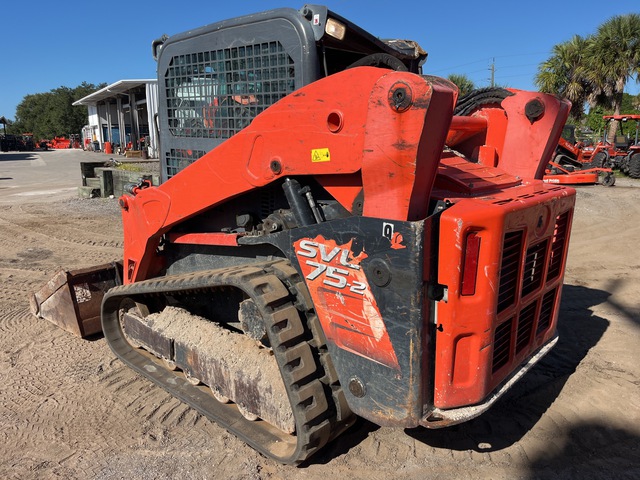 MINI CARGADOR SOBRE RUEDAS 2020 KUBOTA SVL752HWC