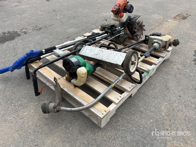 Various Yard Tools Utensili