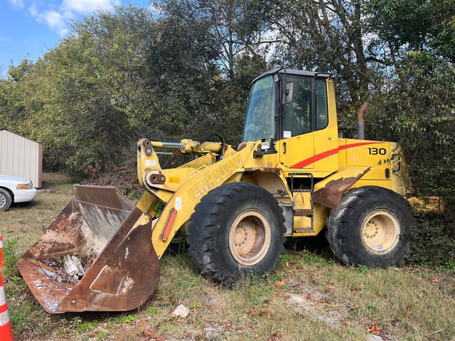 2001 New Holland LW130
