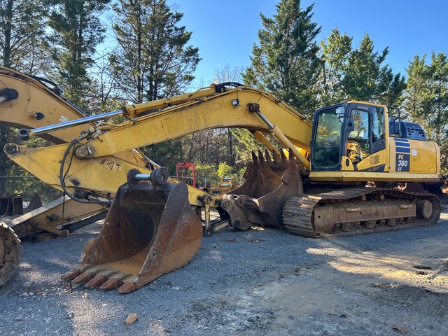 2016 Komatsu PC360LC-11 Tracked Excavator
