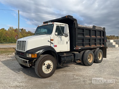 1999 International 8100 6x4 T/A Dump Truck