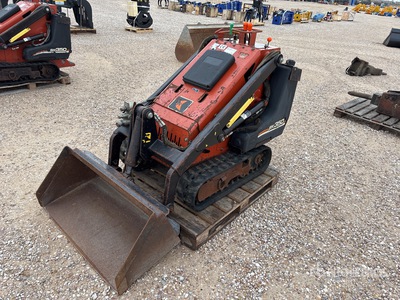 2006 Ditch Witch SK350 Chargeuse sur rails compacte