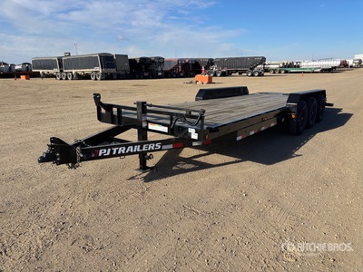 2025 PJ Trailers 24 ft Tri/A Remolque Portamaquinaria
