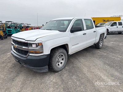 2018 Chevrolet Silverado 1500 4x4 Crew Cab Pickup