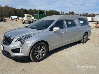2024 Cadillac XT5 Platinum AWD Master Coach Hearse Auto
