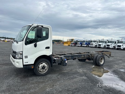 2017 Hino 195 4x2 Fahrgestell