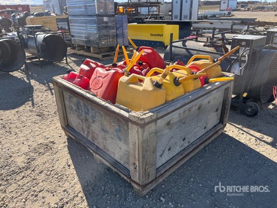 Quantity of Jerry Cans Varios. Industrial