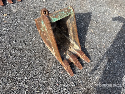 Quantity of Takeuchi (1) 12 in & (1) 18 in Bucket