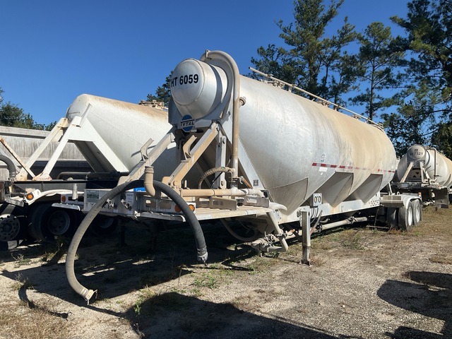 2015 Tytal 1060 cft T/A Pneumatic Bulk Trailer 2015 Tytal 1060 cft T/A Pneumatic Bulk Trailer