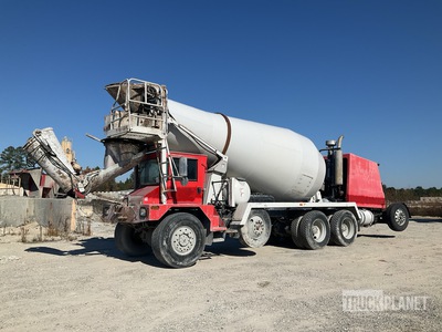2016 Terex FD6000B 10x6 Front Discharge Mixer Truck