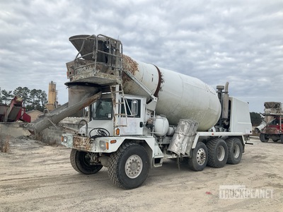 2014 Terex 8x6 Front Discharge Mixer Truck