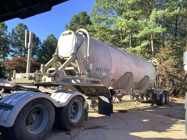 2000 Heil  1040 cft T/A Pneumatic Bulk Trailer