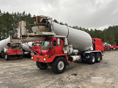 2007 Oshkosh S-2346 6x4 Front Discharge Mixer Truck