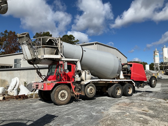 2007 Oshkosh S-2146 10x6 Front Discharge Mixer Truck 2007 Oshkosh S-2146 10x6 Front Discharge Mixer Truck