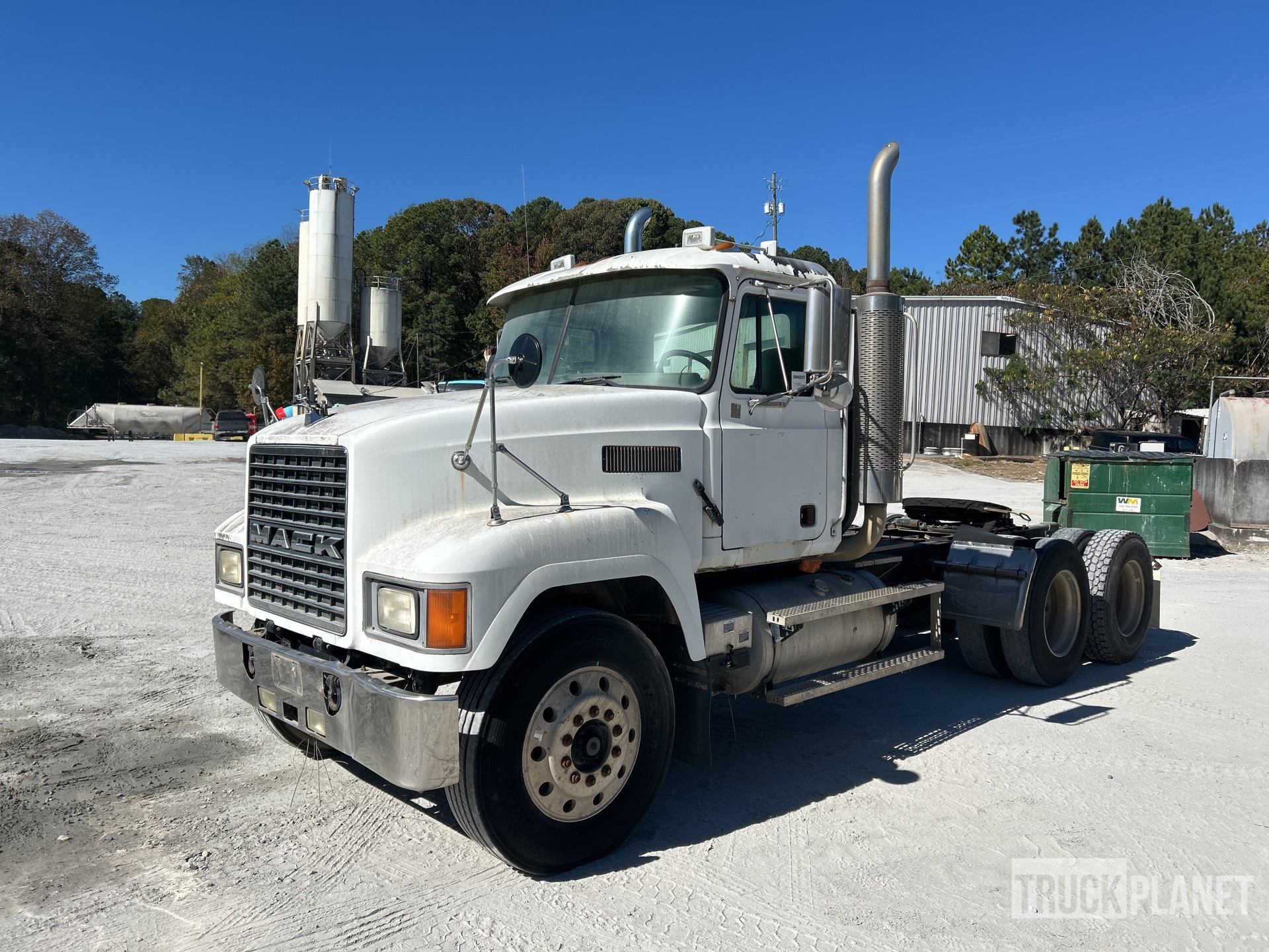 2002 Mack CH613 6x4 T/A Day Cab Truck Tractor in Loganville