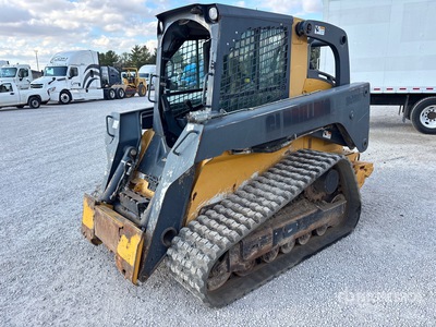 2015 John Deere 333E Two-Speed لودر بجنزير