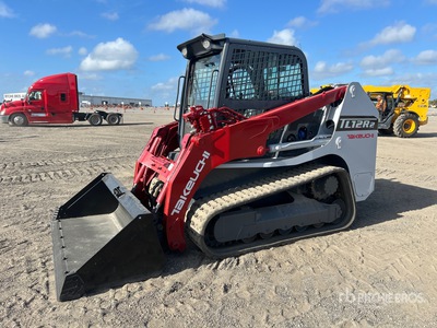Takeuchi TL12R2 Compact Track Loader