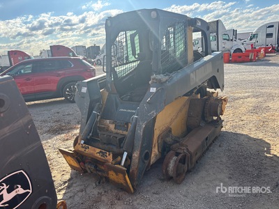 2015 John Deere 333E لودر بجنزير (Inoperable)