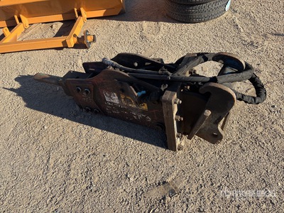 2015 TOKU TNB-4M Hydraulic Breaker