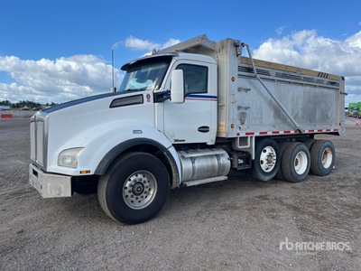 2016 Kenworth T680 Tri/A Dump Truck