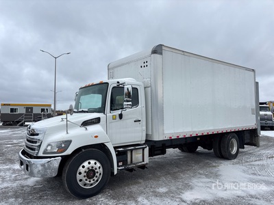 2020 Hino 358 4x2 Van Truck