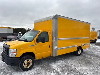 2018 Ford E-450 4x2 Van Truck