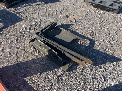 2025 Kit Containers MUFF-36-42 42 in Mini Skid Steer Forks