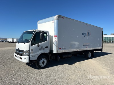 2018 Hino 195 4x2 Camion fourgon