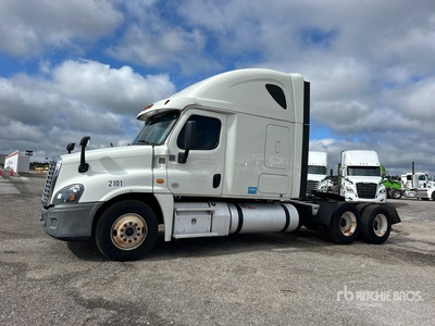 2018 Freightliner Cascadia 125 6x4 Cabeza Tractora Cabina Dormitorio