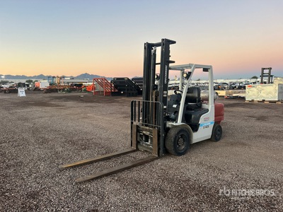 2014 Nissan PF70LP 6800 lb Pneumatic Tire Forklift