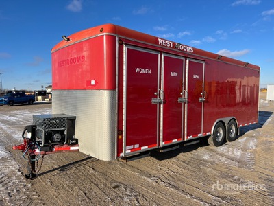 2005 Royal x 102 in T/A Portable Toilet