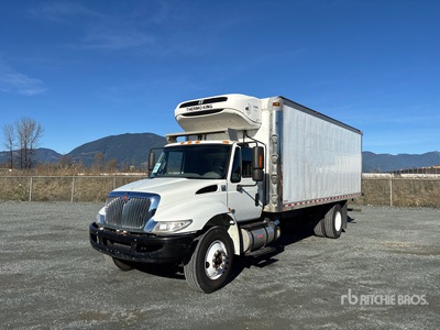 2019 International 4300 4x2 Refrigerated Truck