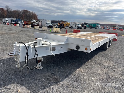 1994 Talbert 30 ft T/A Equipment Trailer