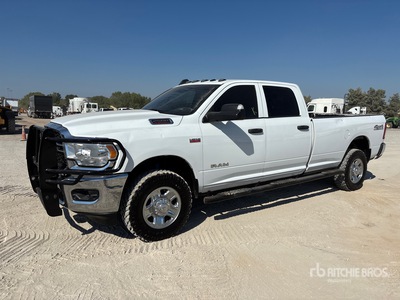 2022 Ram 2500 Tradesman 4x4 Crew Cab Pickup