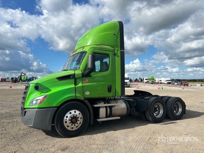 2021 Freightliner Cascadia 116 6x4 T/A Day Cab Truck Tractor