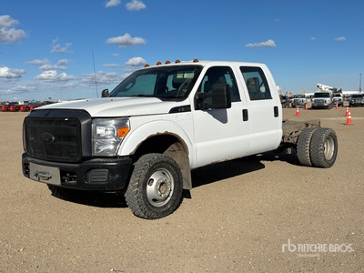 2016 Ford F-350 4x4 Crew Cab Fahrgestell