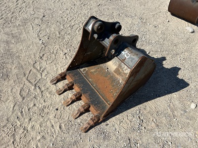 2022 Volvo 11839674 22 in Q/C Godet de pelleteuse
