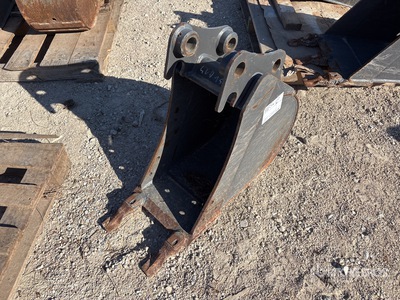 2022 Volvo 12 in Digging Excavator Bucket