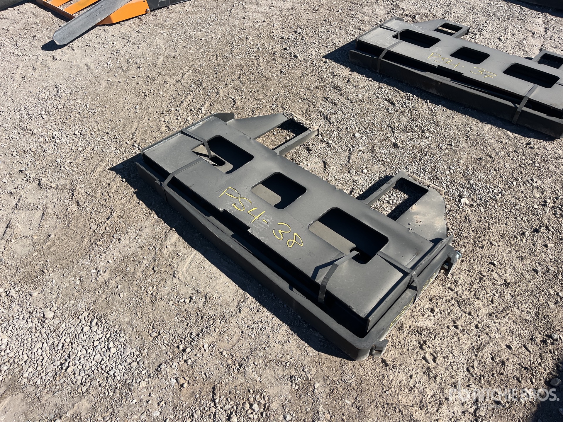 2025 Kit Containers QT-45-FF-42 42 in شوكة انزلاقية التوجيه (Unused)