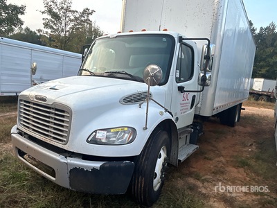2017 Freightliner M2 106 Furgoneta caja cerrada