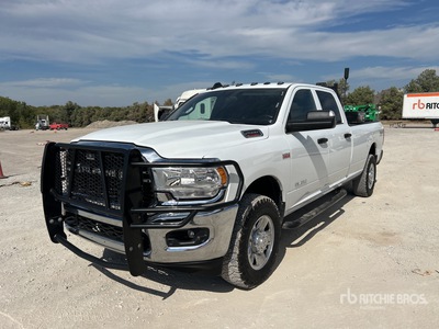 2022 Ram 2500 Tradesman 4x4 Crew Cab Pickup