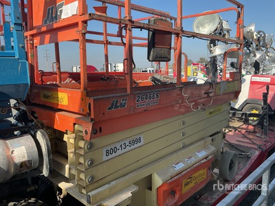 2016 JLG 2646ES シザーリフト