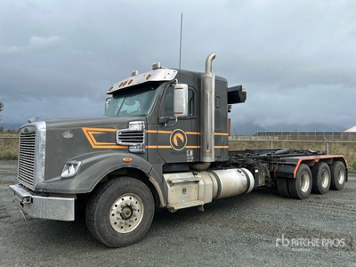 2021 Freightliner SD122 6x6 Sleeper Roll-Off Truck