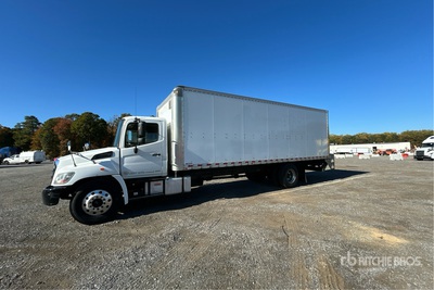 2018 Hino 268 4x2 Van Truck
